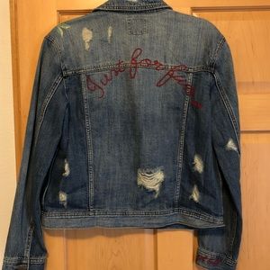 Boyfriend style denim jacket Size: M